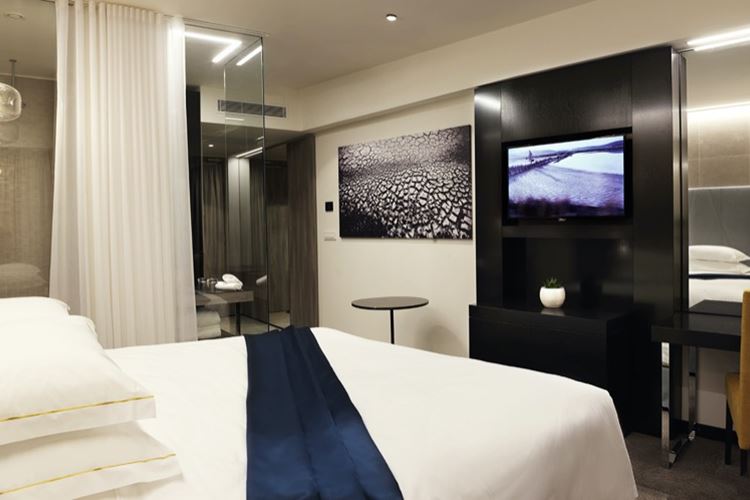 hotel-slovenija-double-bed
