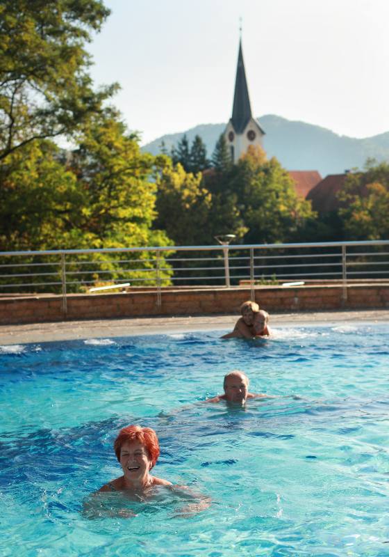 Venkovní bazén, hotel Vita