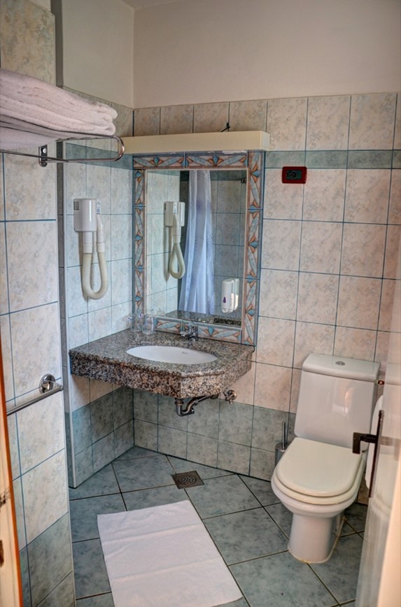 Villas Tamara, Oliva - Bathroom